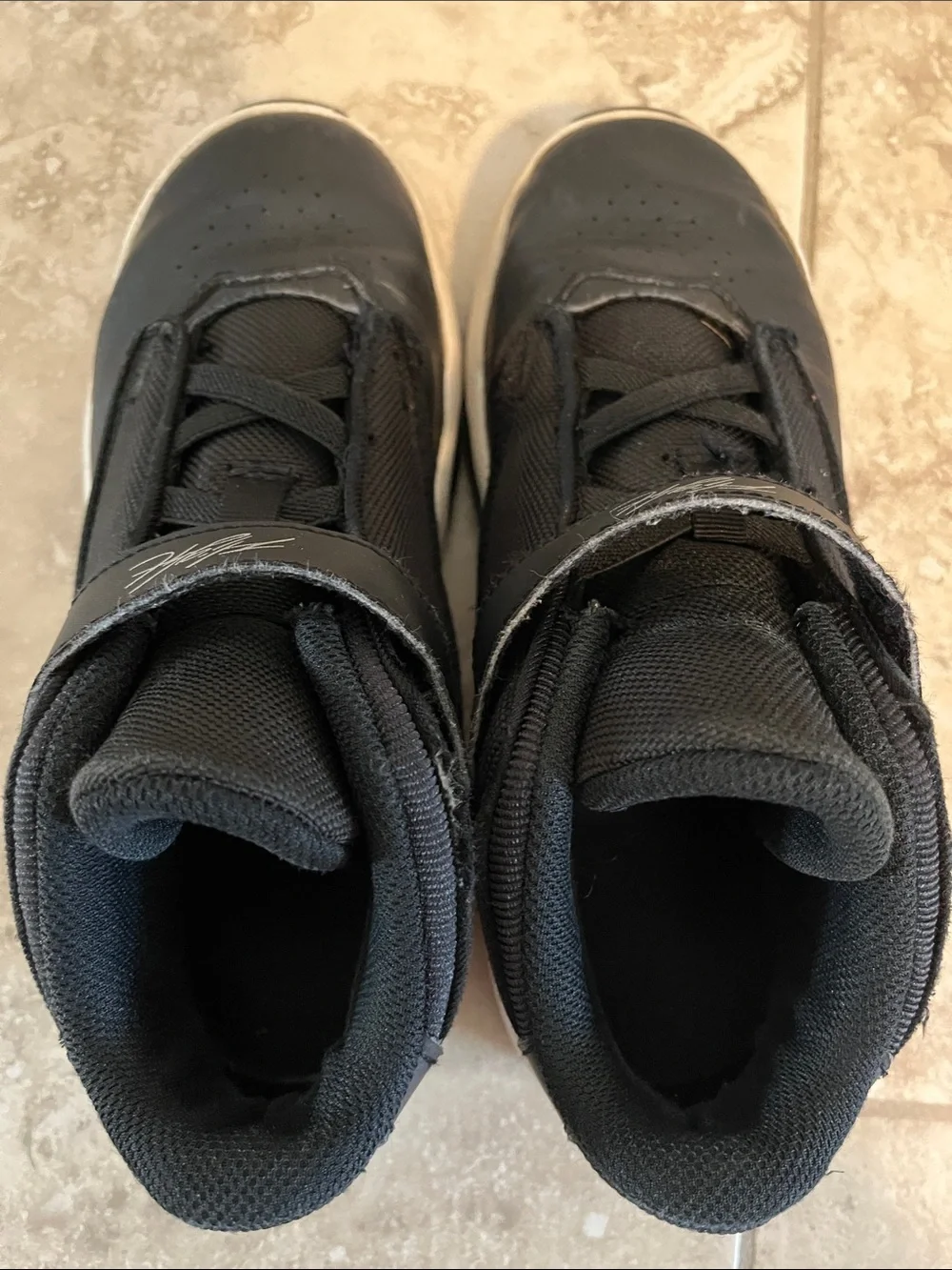 Jordan Kids Black Flight Air Jordans Strap Sneakers 3Y